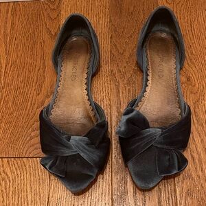 Blue Velvet Bow Flats